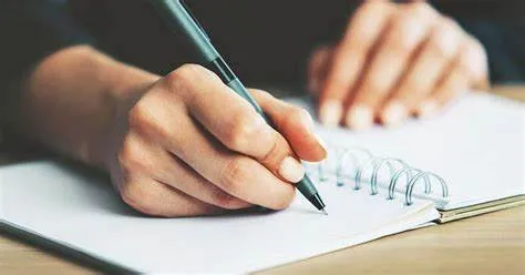 Hiểu rõ yêu cầu đề bài và học bổng